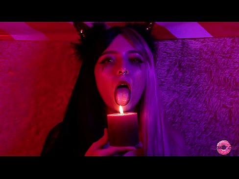 ❤️ Mamada apassionada de Sexy Succubus amb la satisfacció de la boca ❤️ Súper porno al porno ca.xxxpornolive.ru ❤